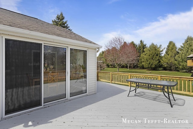 6641 Laguna Vista Dr NE, Rockford, MI 49341 - view of deck