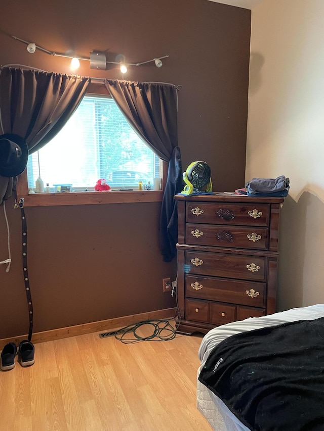 204 4th St, Ludington, MI 49431 - photo 8