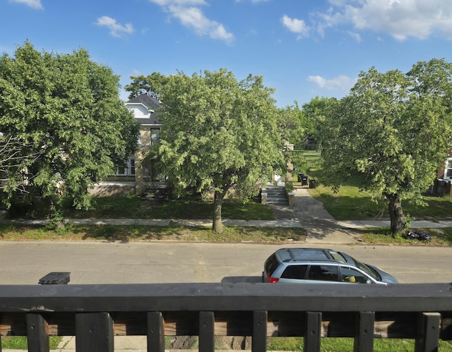 3742 W Grand St, Detroit, MI 48238 - view of yard