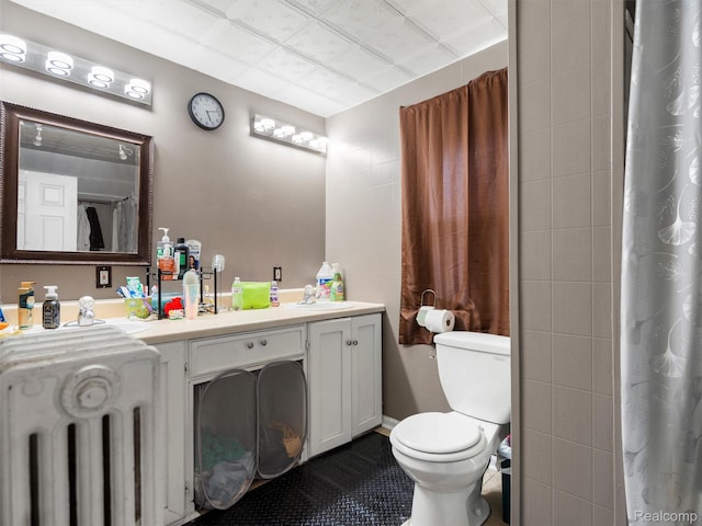 7420 Coolidge, Center Line, MI 48015 - bathroom featuring vanity, tile patterned floors, and curtained shower