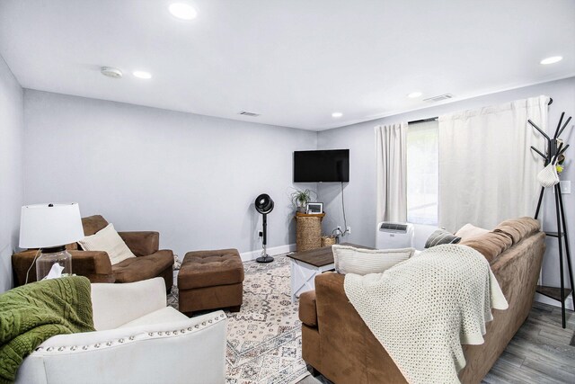 1118 Huntly Rd, Niles, MI 49120 - living room with recessed lighting and baseboards