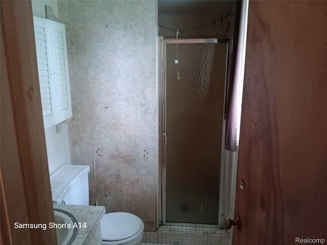 3375 Jacque St, Flint, MI 48532 - bathroom featuring a shower stall and vanity