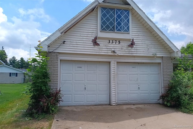 3375 Jacque St, Flint, MI 48532 - view of garage