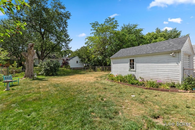 2013 Duiker Ave NE, Grand Rapids, MI 49505 - view of yard with an outbuilding