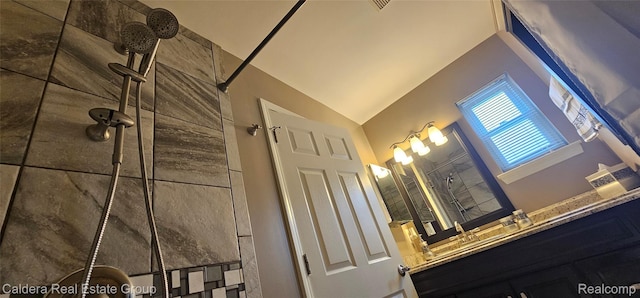 38478 Draper Ln, Westland, MI 48186 - full bath with tiled shower and vanity