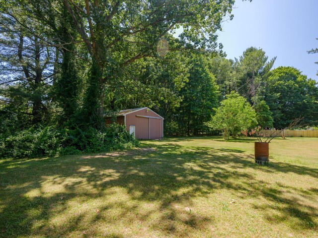 461 19th St, Otsego, MI 49078 - view of yard with a pole building and an outdoor structure