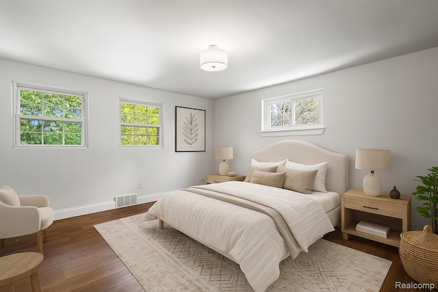 3025 Clawson Ave, Royal Oak, MI 48073 - bedroom featuring wood finished floors and baseboards