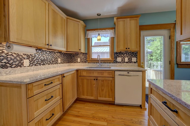 546 Webster St, Traverse City, MI 49686 - photo 6