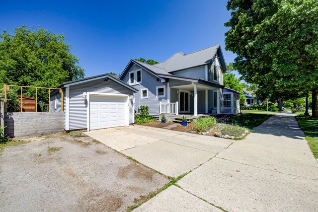 546 Webster St, Traverse City, MI 49686 - photo 3