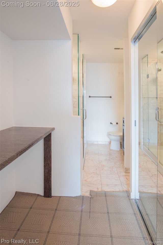 3559 Port Cove Dr Unit 25, Waterford, MI 48328 - full bathroom featuring marble look tiles and a stall shower