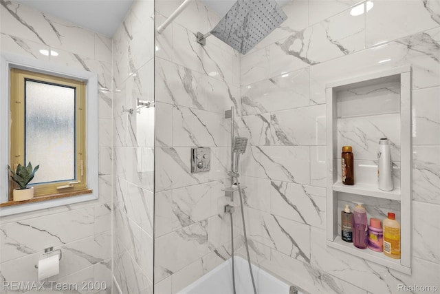 30695 Lyndon St, Livonia, MI 48154 - bathroom with shower / tub combination