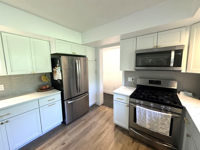 726 Highland Park Dr, Traverse City, MI 49686 - photo 32