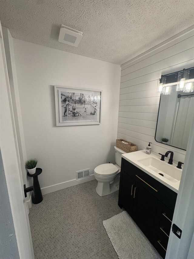 726 Highland Park Dr, Traverse City, MI 49686 - photo 38