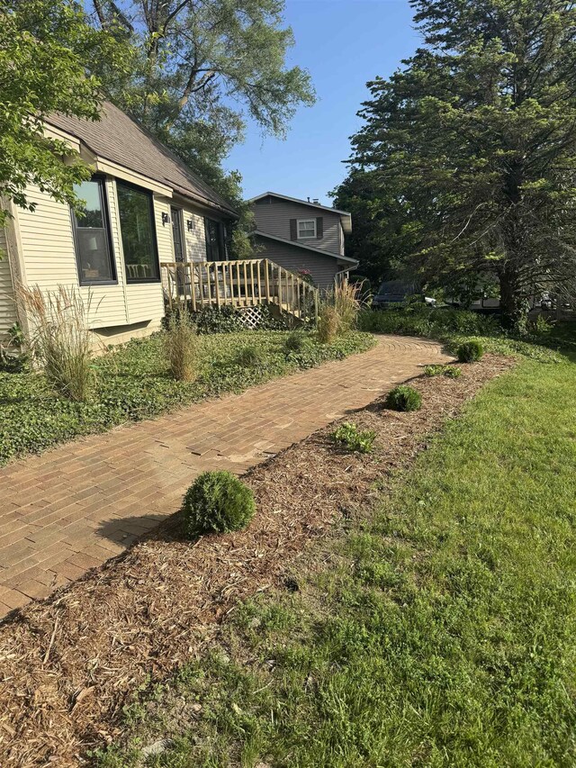 726 Highland Park Dr, Traverse City, MI 49686 - photo 5