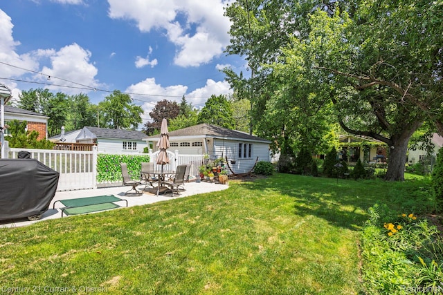 32204 Leelane, Farmington, MI 48336 - view of yard featuring an outbuilding and a patio