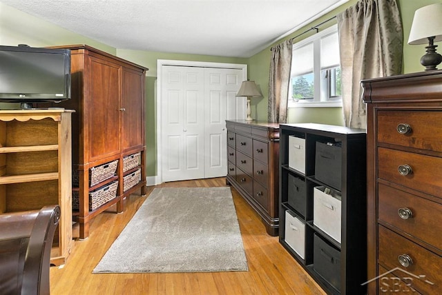 2816 Chippewa Ln, Midland, MI 48640 - office area featuring light wood-style flooring