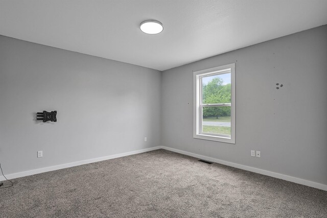 870 Seneca Pl, Cadillac, MI 49601 - photo 9