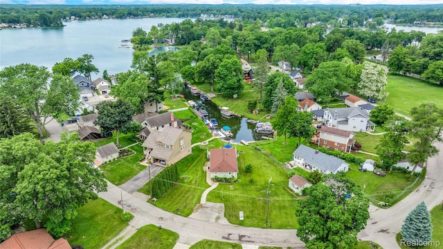 8320 Lagoon St, Commerce Twp, MI 48382 - aerial view of residential area with a large body of water