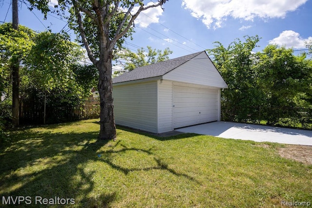 21212 Universal Ave, Eastpointe, MI 48021 - view of detached garage
