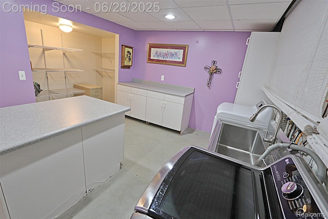 1640 High Pointe Dr, Commerce Twp, MI 48390 - view of laundry room