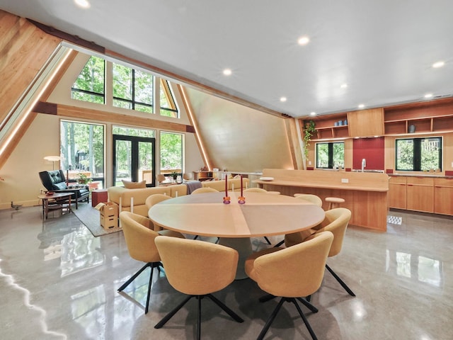 5277 Tyrol Ln, Harbor Springs, MI 49740