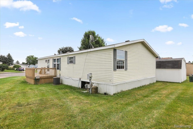 3710 Elm Ct, Clarkston, MI 48348 - photo 23
