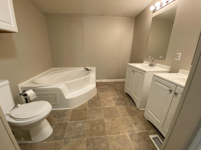 6317 E 76th St, Newaygo, MI 49337 - full bath featuring a garden tub and two vanities