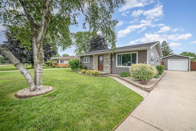 2355 Plainview Dr, Saginaw, MI 48603 - photo 1