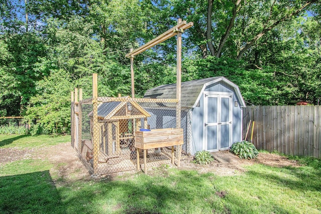 3365 Circle Dr, Saint Joseph, MI 49085 - view of poultry coop with view of scattered trees