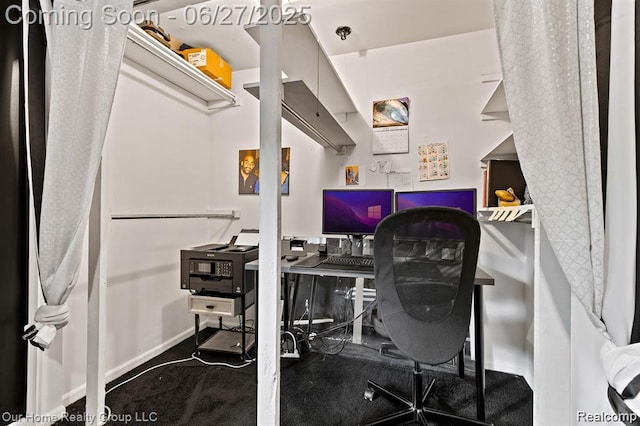 29284 Wellington Rd W, Southfield, MI 48034 - office with baseboards