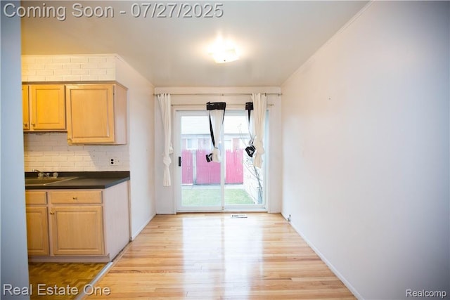 25702 Cambridge Ct, Roseville, MI 48066 - photo 6