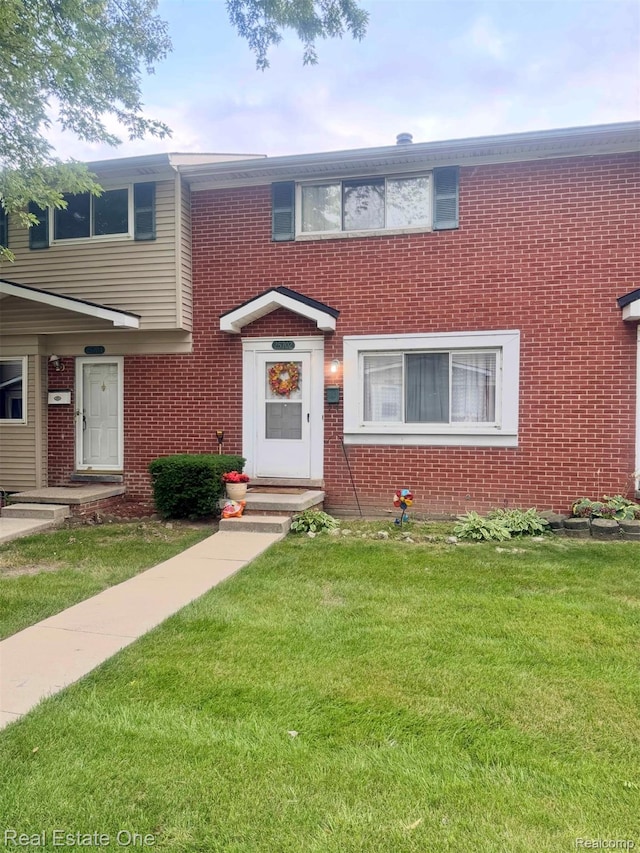 25702 Cambridge Ct, Roseville, MI 48066 - photo 2
