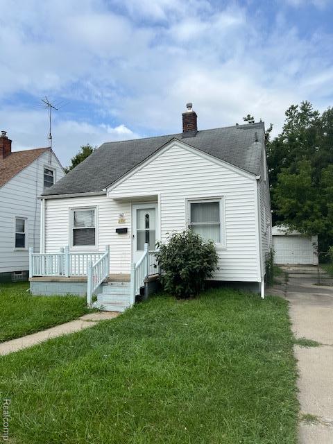 21111 Beechwood Ave, Eastpointe, MI 48021 - photo 1