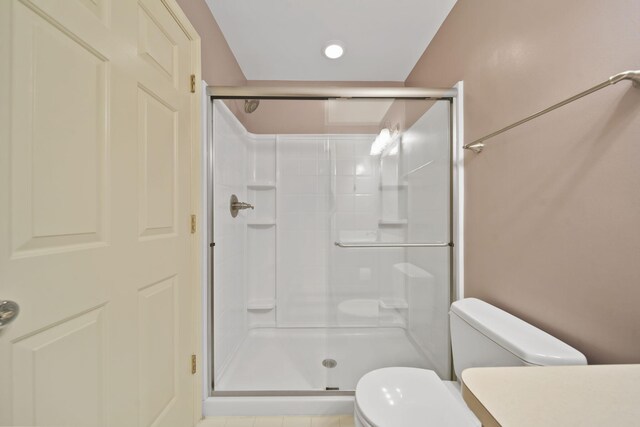 662 Village Ln, Milford, MI 48381 - bathroom with a shower stall and vanity