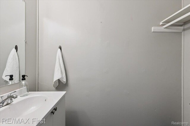 24360 Grove Ave, Eastpointe, MI 48021 - bathroom featuring vanity
