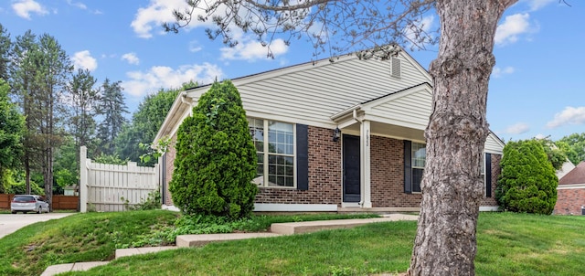 7622 Woodview Dr, Waterford, MI 48327 - photo 2