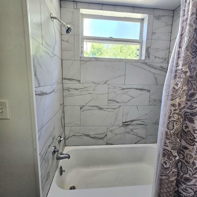 1418 Birney St, Saginaw, MI 48602 - full bath featuring shower / bathtub combination with curtain