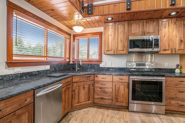 10770 21 Mile Rd, Evart, MI 49631 - photo 20