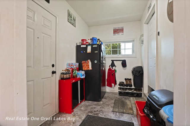 2165 Augsburg Dr, Saginaw, MI 48603 - view of mudroom