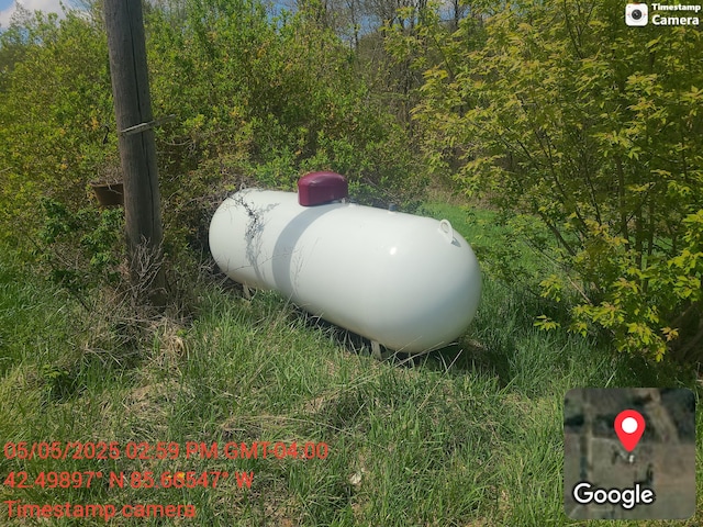 1075 12th St, Martin, MI 49070 - exterior view of heating fuel tank
