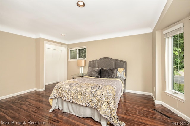 6730 Halyard Rd, Bloomfield Hills, MI 48301 - bedroom featuring multiple windows, wood finished floors, and recessed lighting