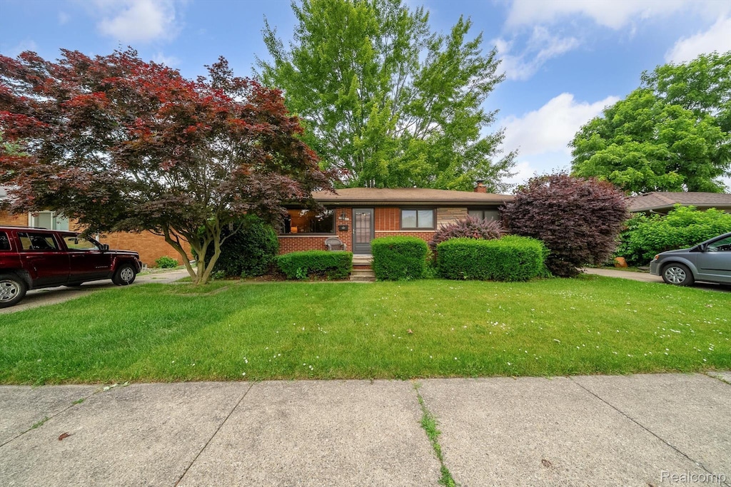 9328 William St, Taylor, MI 48180 - photo 1
