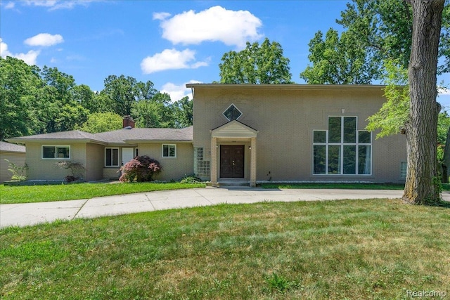 19580 Parke Ln, Grosse Ile, MI 48138 - photo 1