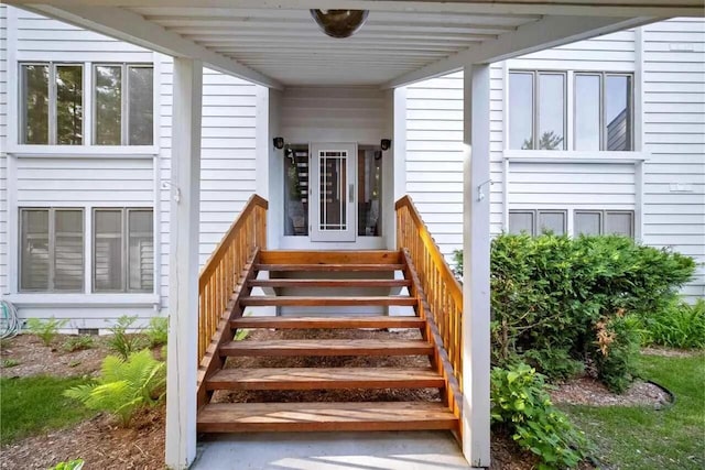 3400 Lakeside Dr S Unit 17, Petoskey, MI 49770 - property entrance