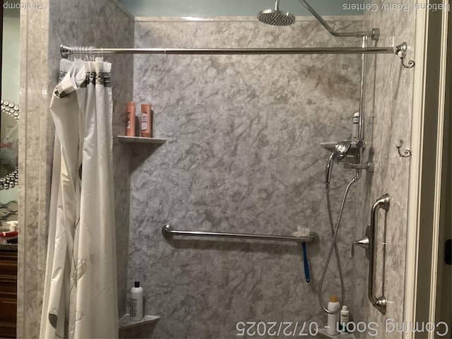 636 Zion Ct S, Howell, MI 48843 - bathroom with a shower with curtain