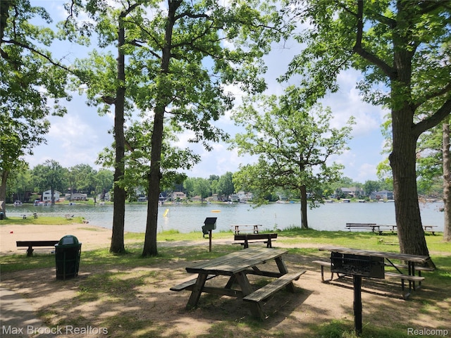 3705 Sancroft Ave, West Bloomfield, MI 48324 - view of property's community with a water view