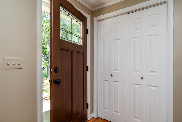 3813 Green Acre Dr, Saint Joseph, MI 49085 - entryway with ornamental molding