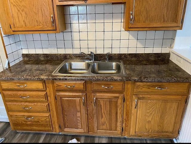 4927 Starr Ave, Lansing, MI 48910 - photo 17