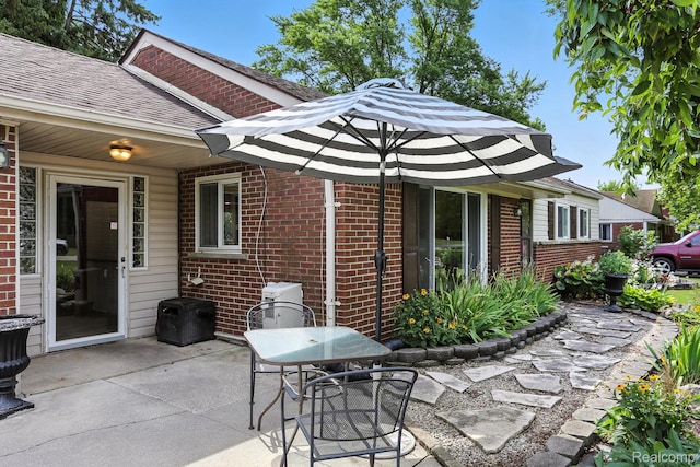 37772 Ingleside St, Clinton Township, MI 48036 - photo 2