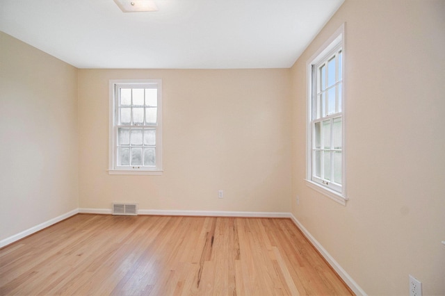 5145 Hensley Dr, Ann Arbor, MI 48103 - unfurnished room with light wood-style floors